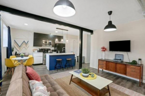 103 love of Detroit Dwntwn Loft Sleeps 6